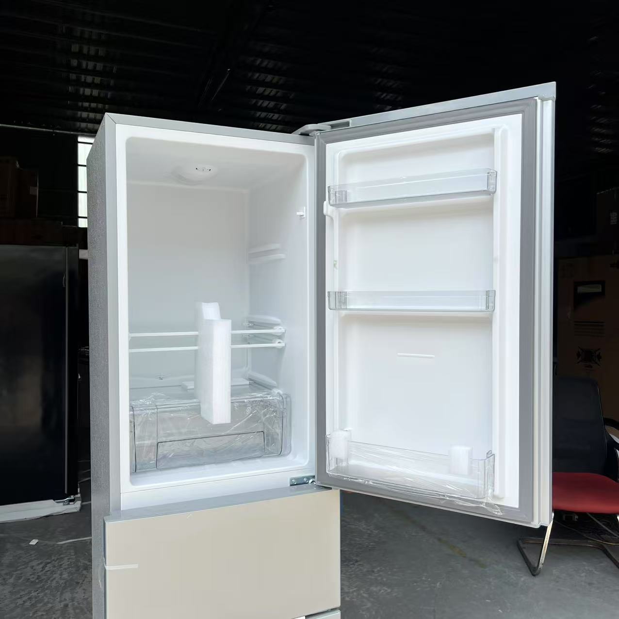 250L Vertical 3 Door Fridge Si - Kitchen Appliances Direct recensie en prijs