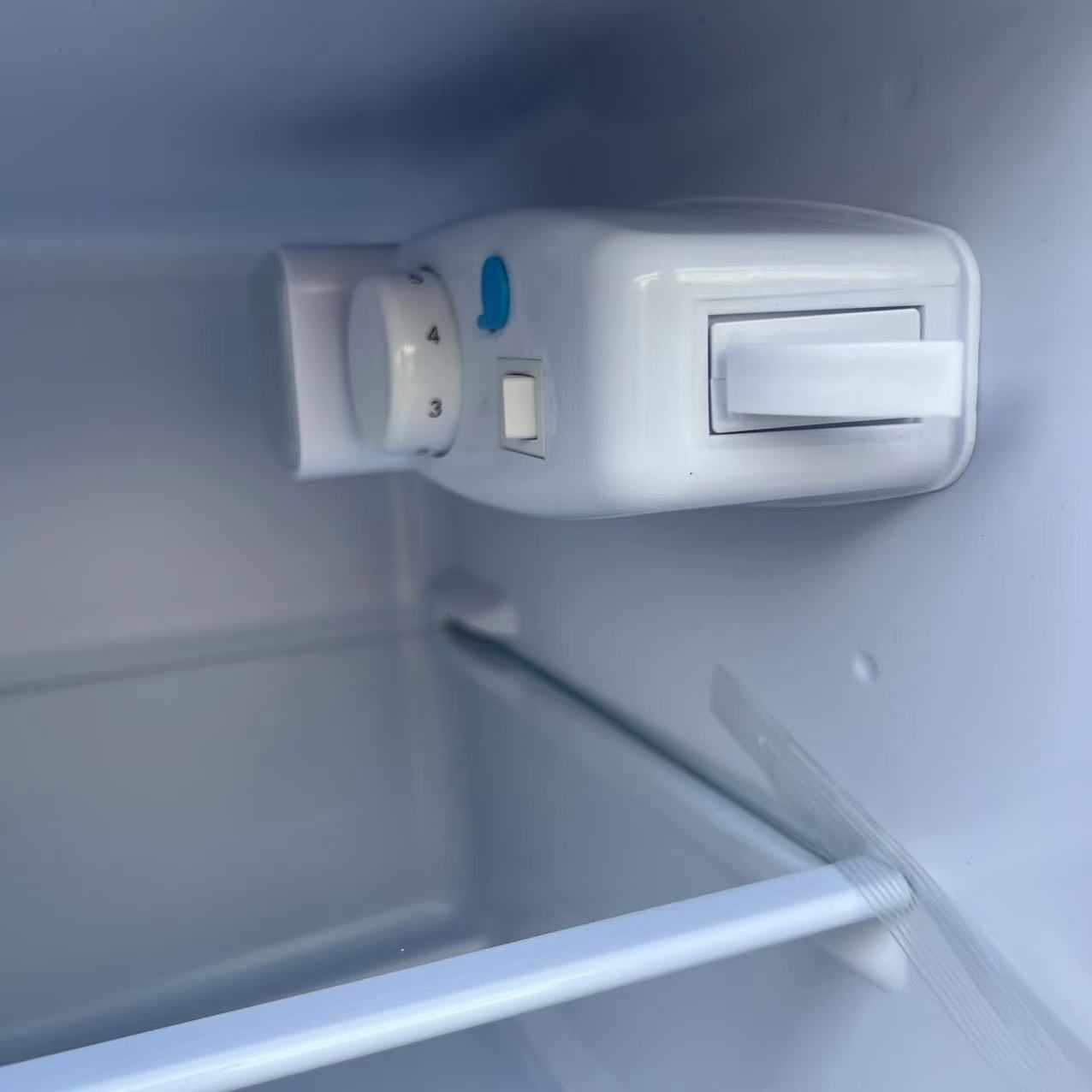 98L Double Door Fridge Mini Ba - Kitchen Appliances Direct recensie en prijs